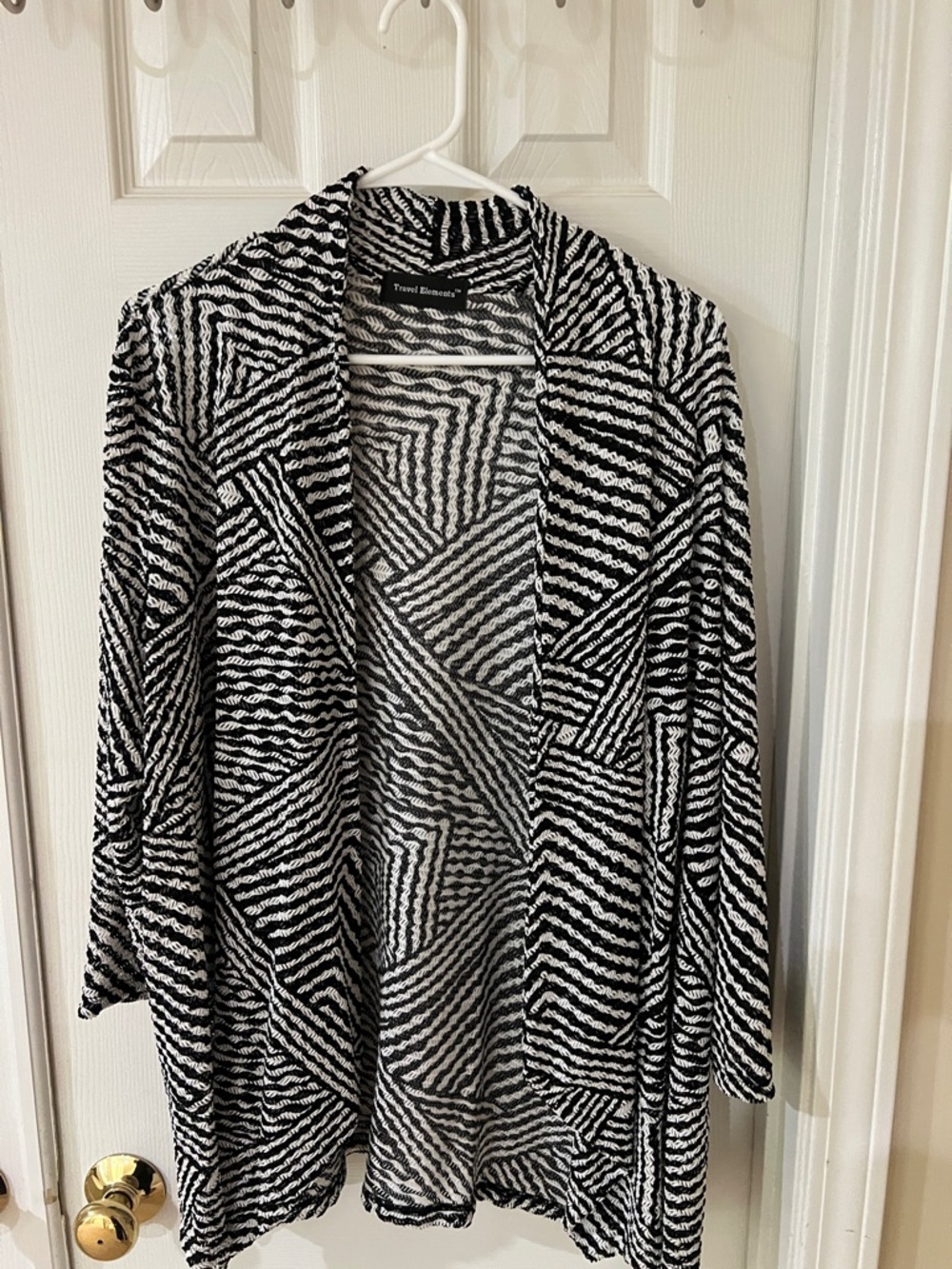 Travel Elements Black and White Open Cardigan
